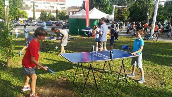La 17a Festa de l'Esport al Carrer omple el parc de Can Vernet d'activitats físiques i diversió