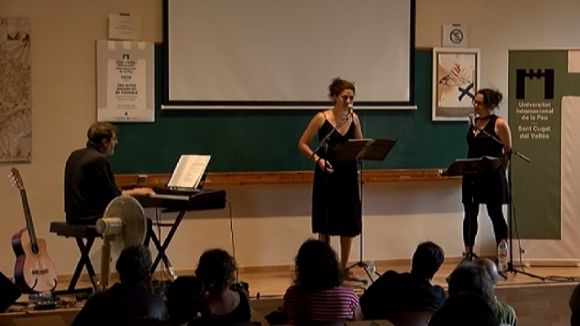 'Maleïdes les guerres' proposa la música i les paraules com a armes de construcció de pau