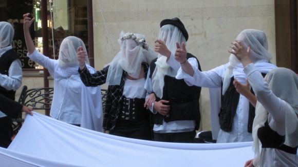 Comediants aterra aquest dijous a Sant Cugat amb una 'performance' a la plaça Augusta