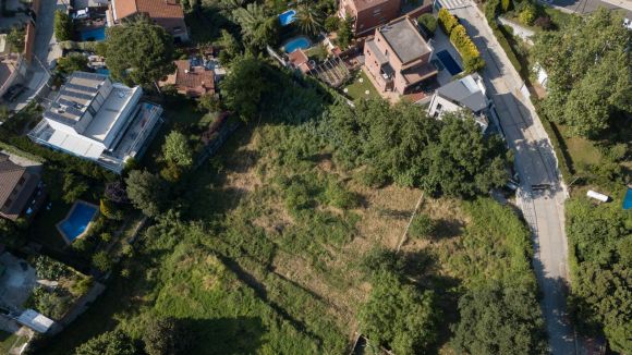 Recollida de signatures a la Floresta contra el projecte de l'escola privada