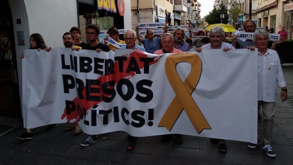 Més de 250 persones reivindiquen la llibertat dels 'Jordis' nou mesos després de l'empresonament