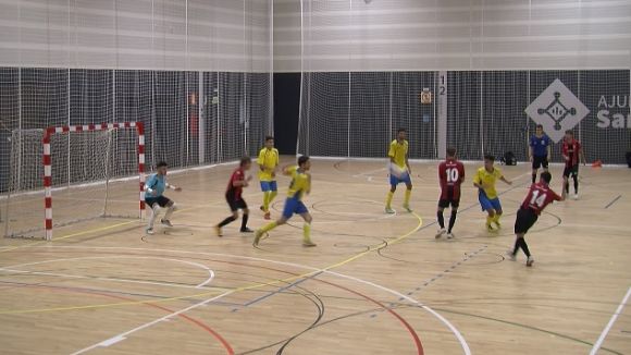 Dues errades del Futbol Sala Sant Cugat condemnen l'equip que s'estrena amb derrota