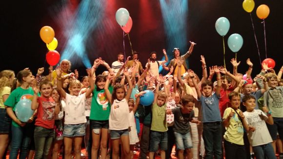 El Petits Camaleons convenç grans i petits amb un cap de setmana amb més de 100 actuacions