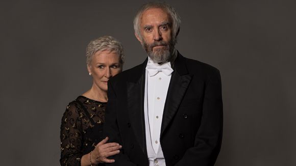 Glenn Close i Jonathan Pryce protagonitzen 'La buena esposa', l'estrena destacada d'avui