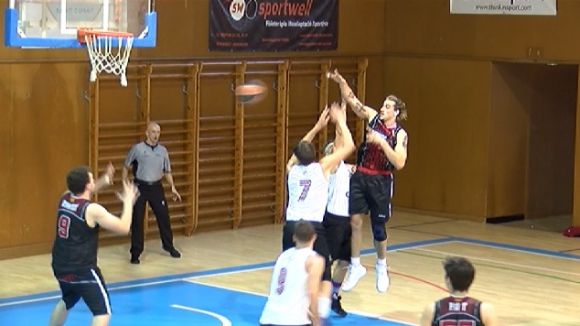 La UESC masculina es veu les cares amb un Ripollet invicte i líder de la competició