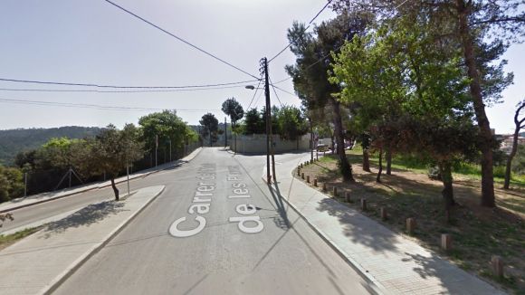 El cablejat aeri a les Planes, cada cop més a prop de desaparèixer