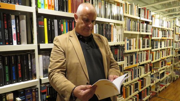 'El dictat de l'agulla' de Jaume Cases homenatja una generació tocada per la droga