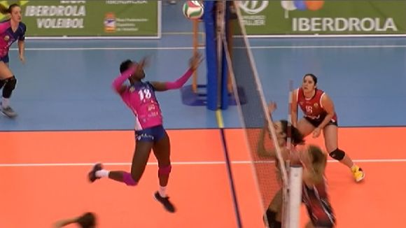 El Volei Sant Cugat suma la vuitena derrota consecutiva i cau a l'última posició de la lliga