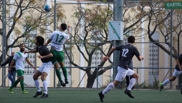 El Valldoreix FC i el Young Talents es veuen les cares amb el descens a tocar