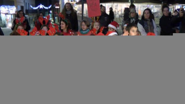 Les 'Nadales al carrer' omplen Sant Cugat d'esperit nadalenc