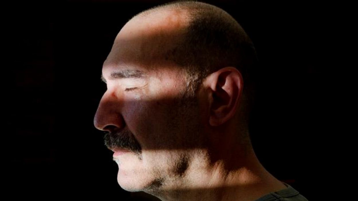 Rodolfo Häsler s'endú el Premi de Poesia Claudio Rodríguez