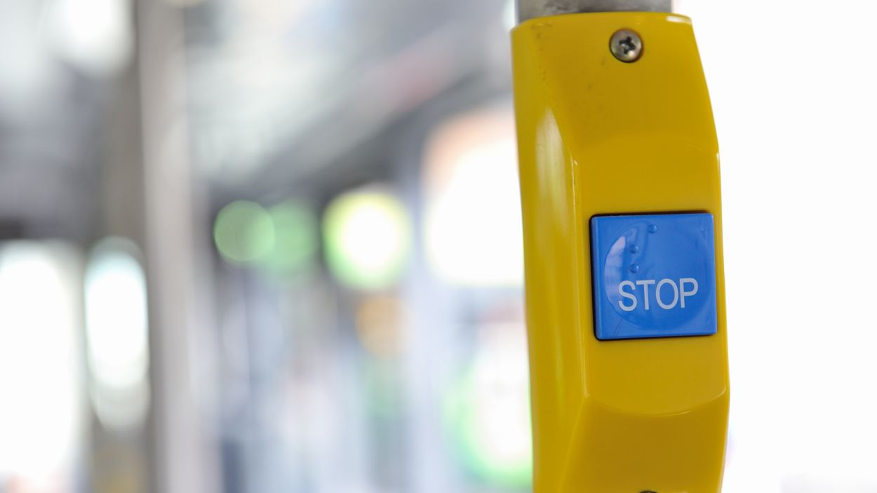 L'Ajuntament es compromet a millorar el servei de la L-1