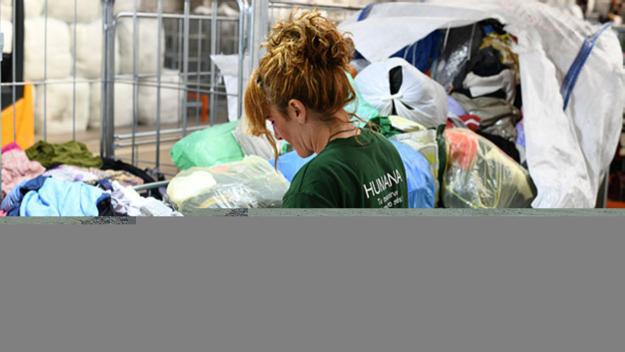 L'ONG Humana recull a Sant Cugat més 190 tones de roba usada durant el 2018