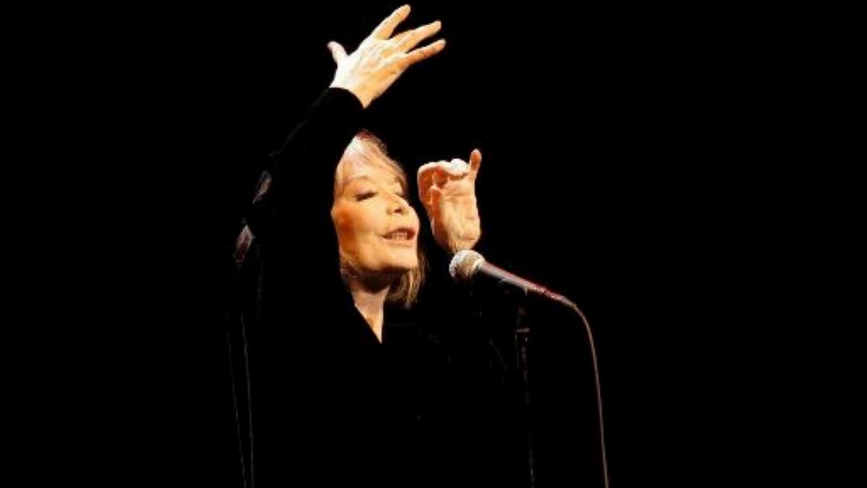 El 'Cinema a la Xarxa' celebra l'aniversari de la cantant francesa Juliette Gréco