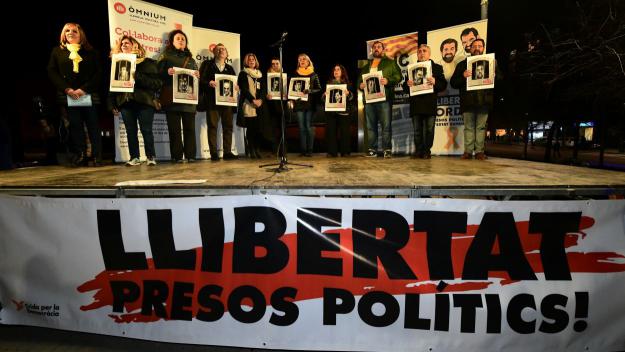 L'independentisme de Sant Cugat fa una crida a 'aturar-ho tot' en suport als presos