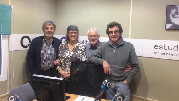 La presidenta de l'Ateneu, Margarida Cleris, visita el 'Converses consentides'