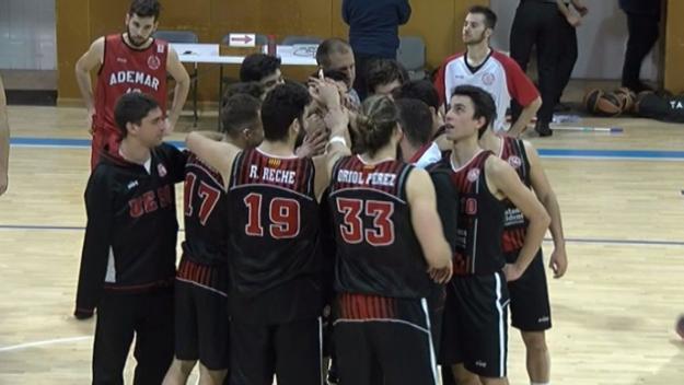 El masculí de la UESC posa el punt final a la temporada regular davant l'AESE