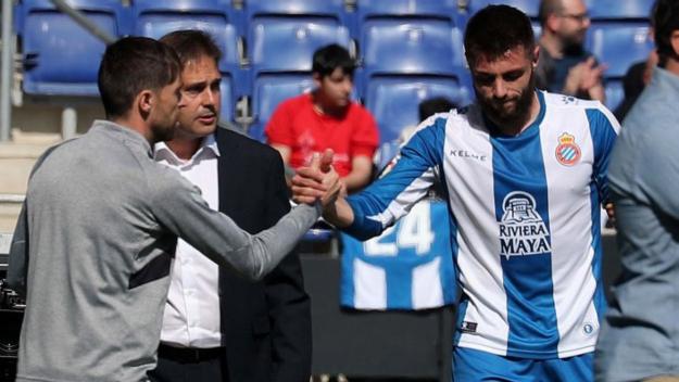 David López, entre sis i vuit mesos de baixa