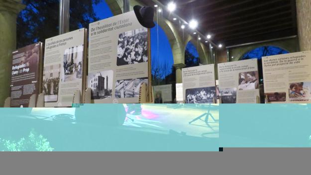 Una mostra uneix el passat de les republicanes amb el present de les sirianes