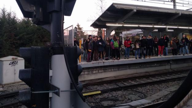 Restablert el servei de FGC a Sant Cugat tallat per una protesta feminista