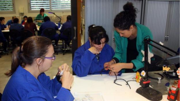 Sant Cugat es compromet a treballar per garantir el salari mínim als Centres Especials de Treball