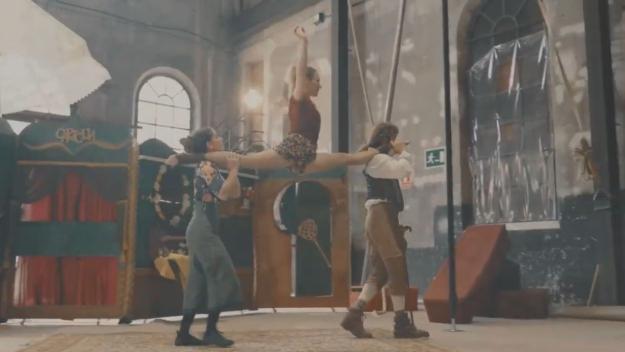 Acrobàcies i humor es donen de la mà amb 'Koselig' al Teatre-Auditori