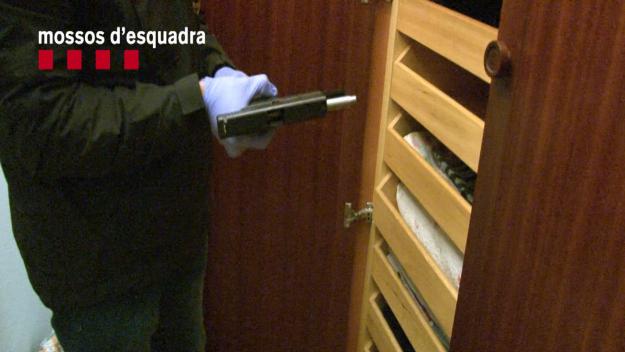 Set detinguts per extorquir un inversor immobiliari durant gairebé dos anys