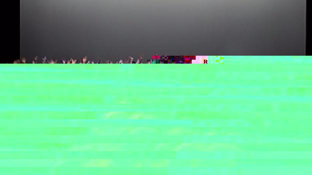 Un centenar d'alumnes santcugatencs reivindiquen l'espai públic a través de la dansa