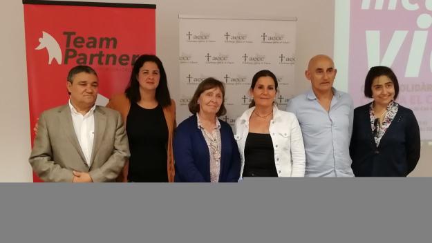 La 2a edició de la Cursa Metres de Vida contra el càncer deixa Mira-sol i s'apropa al centre