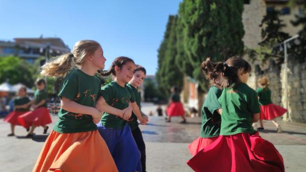 L'Esbart Sant Cugat mostra un curs 'excepcional' amb l'Andança a Plaça