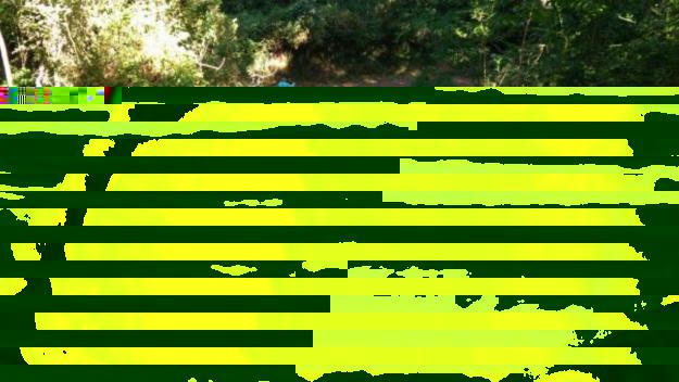 Valldoreix ja disposa d'una passera que connecta la riera Badal