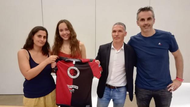 Maria Pujadas, tercer reforç del Patí Hoquei Club Sant Cugat per a l'OK Lliga