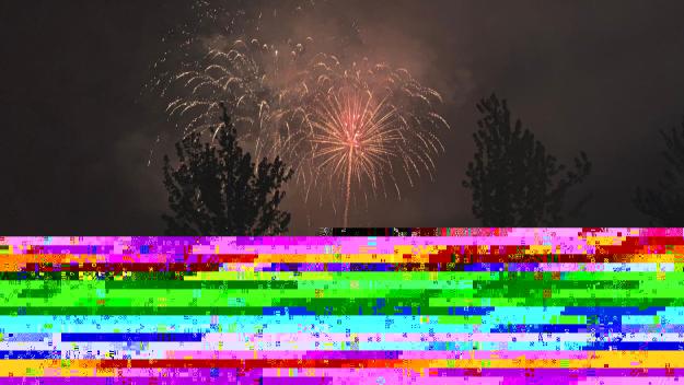 El Castell de Focs tanca amb llum i color la Festa Major de Sant Cugat