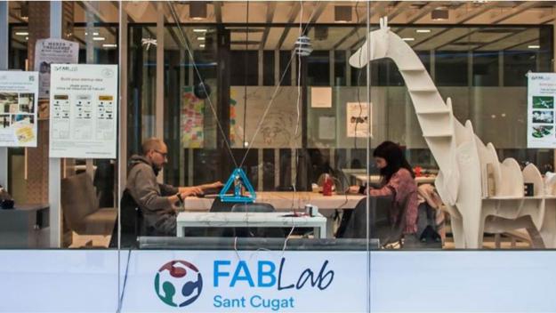 FabLab mostra els tallers de tardor en una jornada de portes obertes
