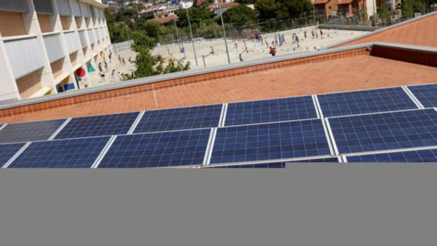 El PSC aposta per ampliar els incentius econòmics per fomentar l'ús d'energia solar