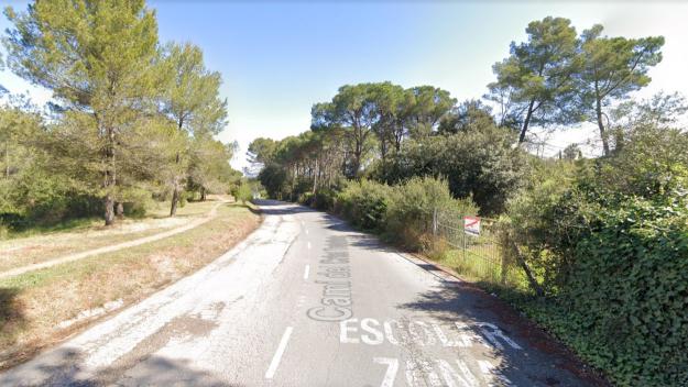 Tall de trànsit al Camí del Crist Treballador per obres d'arranjament del vial