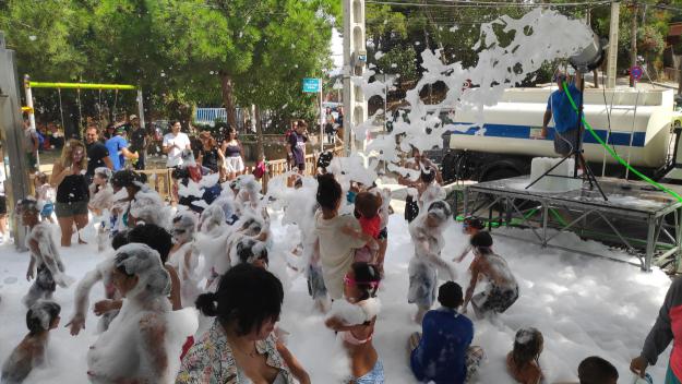 Les Planes s'acomiada de la seva festa grossa amb l'aigua i la gastronomia com a protagonistes