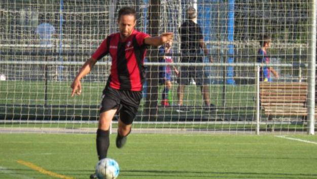 El SantCu empata al camp del Sitges i es veu penalitzat per la falta de punteria final