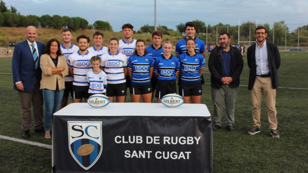 El Club Rugby Sant Cugat estrena la seva pròpia marca de roba