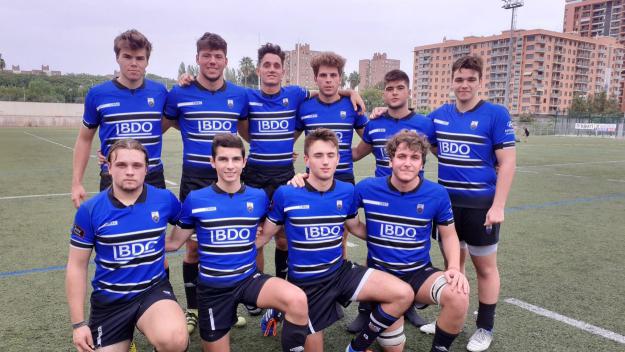 El Rugby Sant Cugat s'estrena amb derrota a les Abelles, però fa debutar 10 jugadors del planter