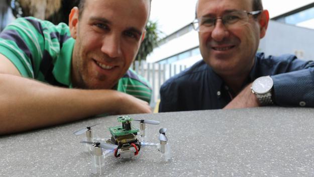 Un nanodron per detectar gasos tòxics en situacions d'emergència, a 'El Pou'