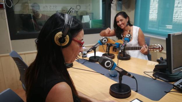 Núria Rossy explica la seva relació amb el cant a 'A taula no es canta'