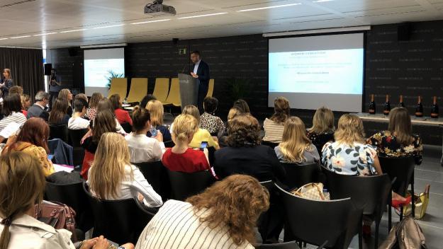 420 empresàries reivindiquen a Sant Cugat el talent femení en el 1r Women Evolution