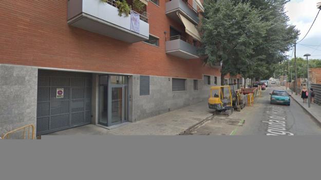 Tres talls de trànsit per millores en l'asfaltat