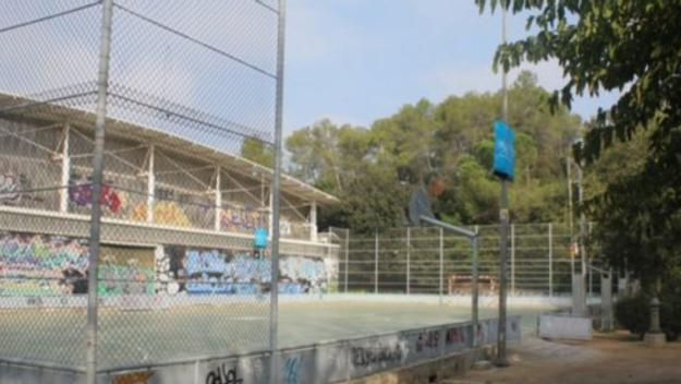 L'Olímpyc Floresta vol que es cobreixi la pista exterior de Can Llobet