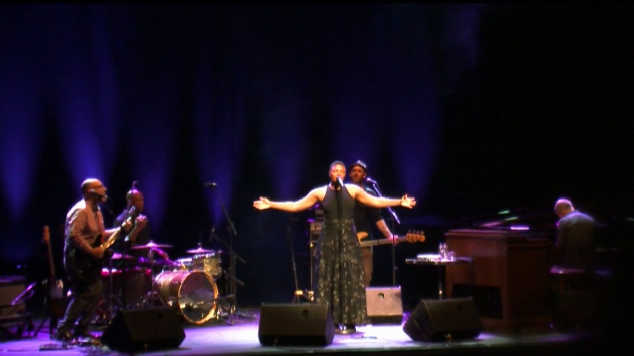 La veu de Lizz Wright fa vibrar el Teatre-Auditori