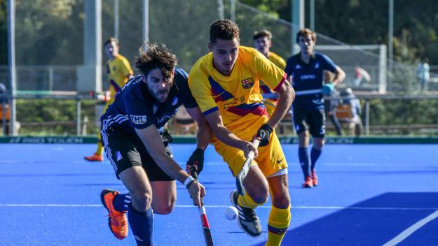 L'efectivitat des del penal còrner del Polo castiga el Junior amb la derrota