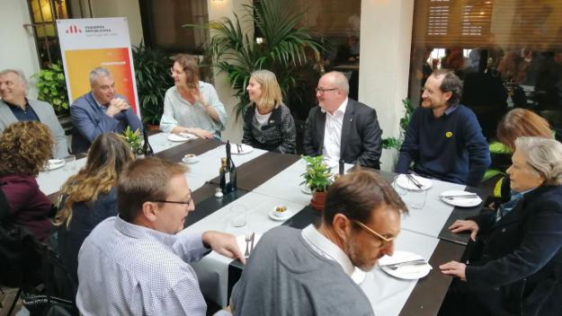 ERC aposta per mantenir el model de comerç i petita i mitjana empresa català