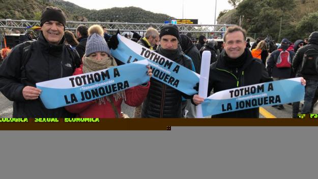 Participació santcugatenca al tall de Tsunami Democràtic a la Jonquera