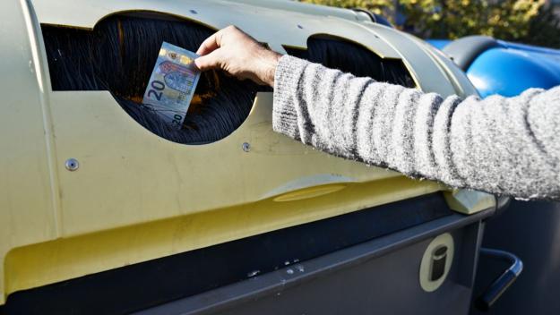 Els santcugatencs paguen 20 euros més de mitjana per reciclar pitjor i generar més residus